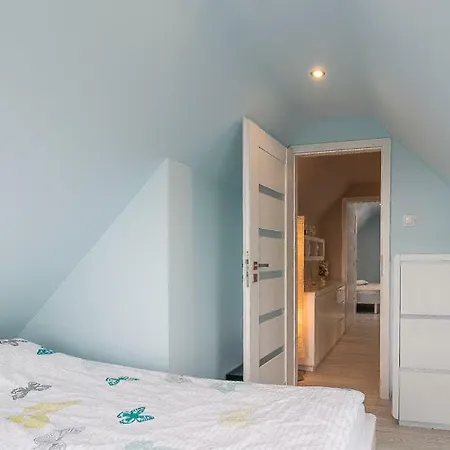Apartament Rubinowy *